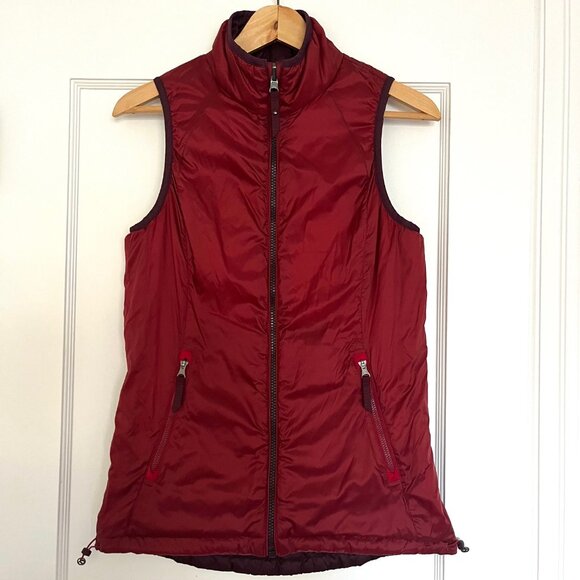 Lululemon Layer Up Reversible Insulated Vest in Bordeaux and Red | Size 4 - Picture 9 of 16